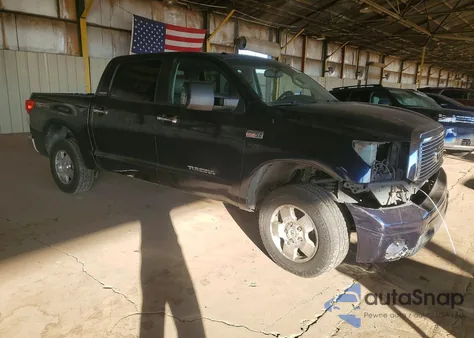 2010 Toyota Tundra Crewmax Limited z USA, uszkodzony, nr VIN 5TFHW5F16AX097776